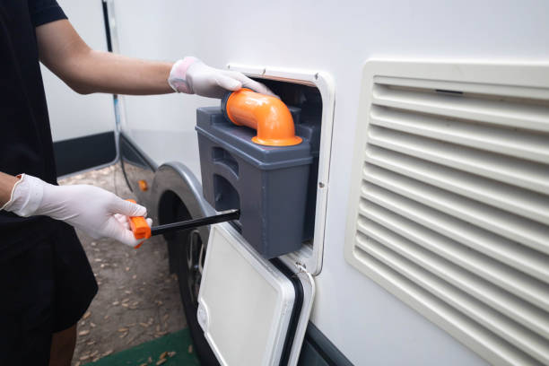 Best Portable restroom trailer rental  in Huntertown, IN
