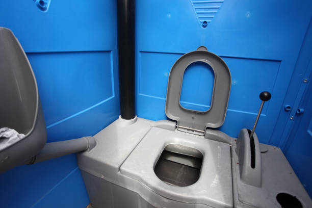 Best Portable restroom trailer rental  in Huntertown, IN